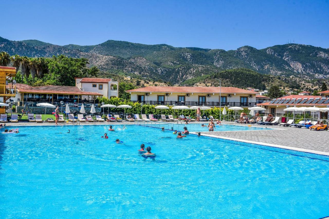 Riverside Garden Resort & Suna'S Beach Club Krini Exterior photo